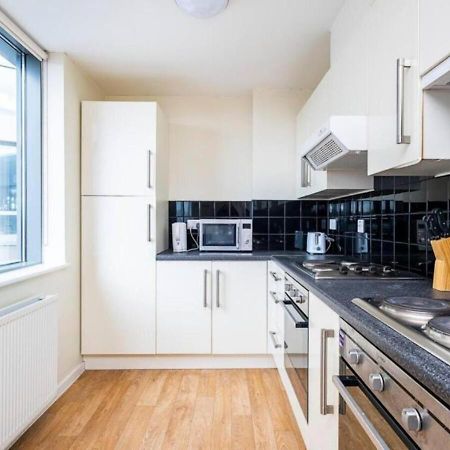 Trendy Ensuite Rooms, Southwark - Sk Лондон Екстериор снимка